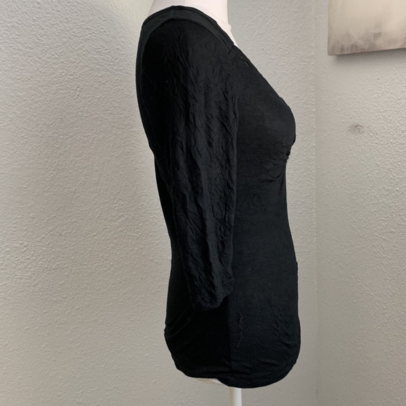 NWOT Surrealist 3/4 sleeve v-neck tee style name Madison - Picture 5 of 7